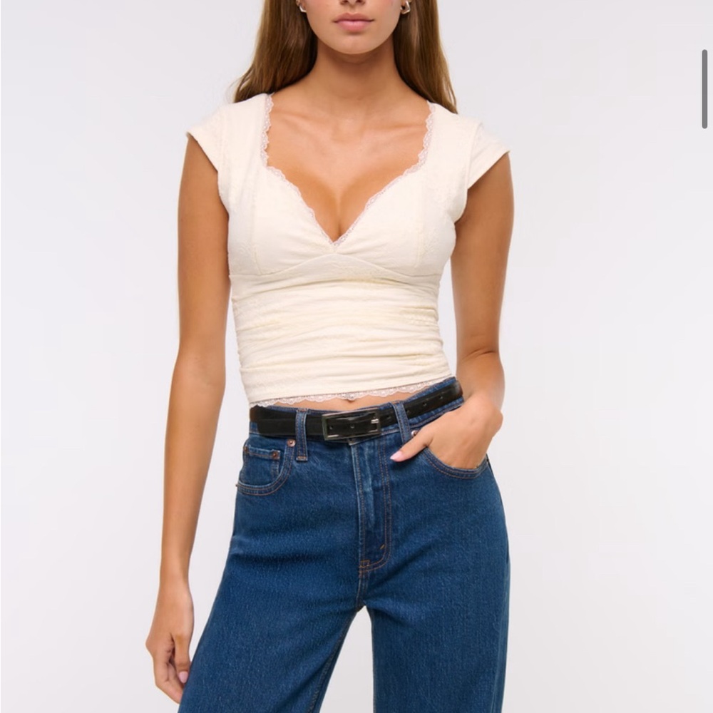 Lace top in Cream